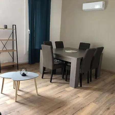 Apartment Spacieux Centre Rivesaltes